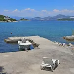 By The Sea Zuronja, Peljesac - 10137 *