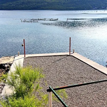 Apartment Apartments By The Sea Zuronja, Peljesac - 10137 Brijesta