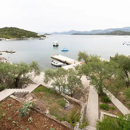 Apartments By The Sea Zuronja, Peljesac - 10137 Brijesta